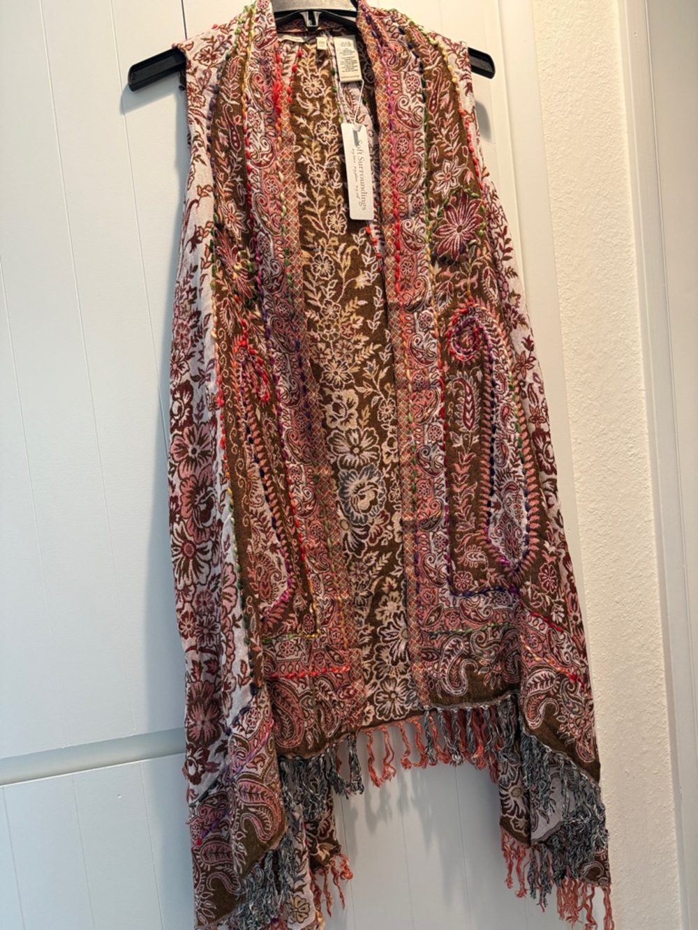 Soft Surroundings Olive, Pink & Cream Floral Paisley Pancho Shawl